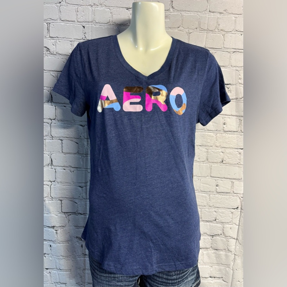 NWT women’s large Aero Sport t-shirt